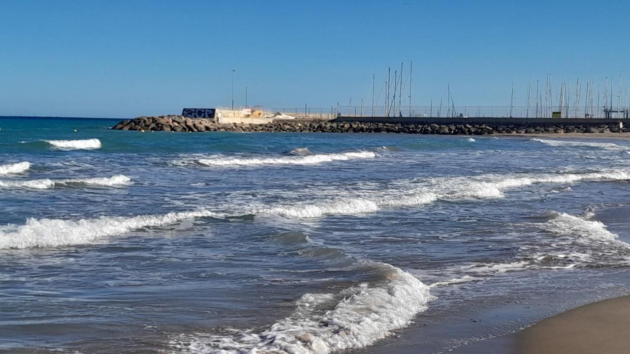 El Faro De Canet كانيت ذي بيرينغير المظهر الخارجي الصورة