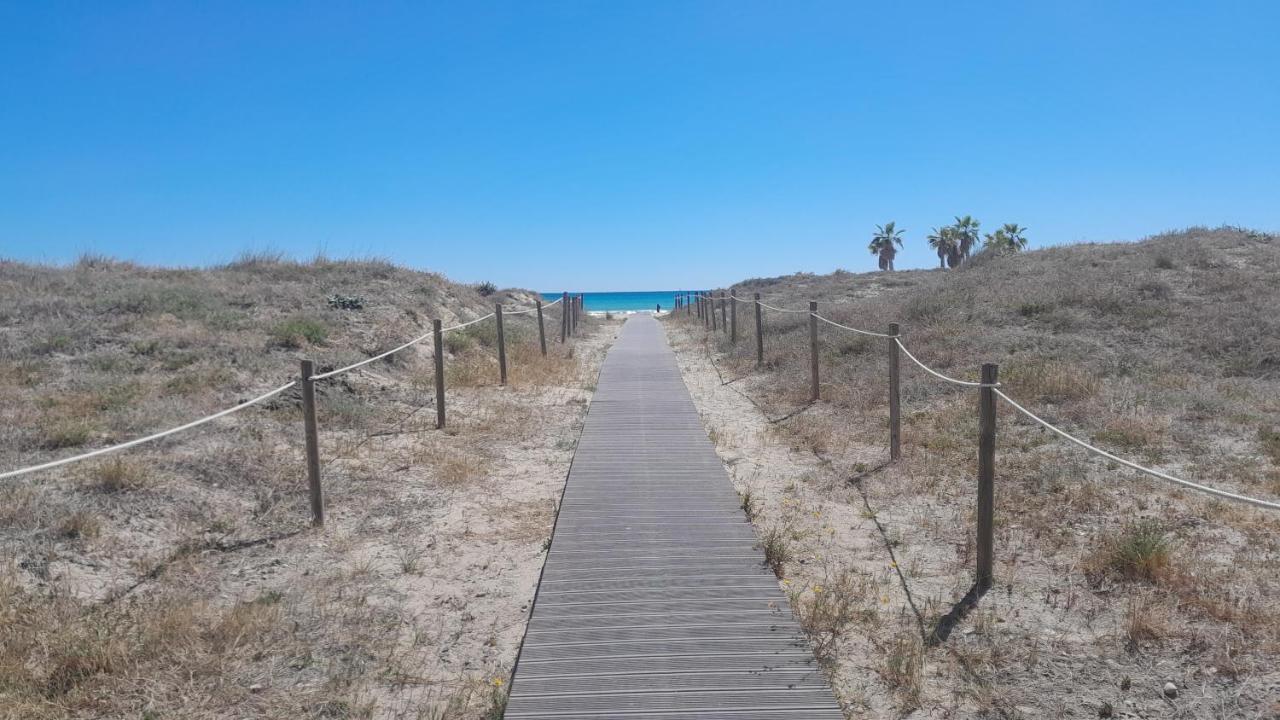 El Faro De Canet كانيت ذي بيرينغير المظهر الخارجي الصورة