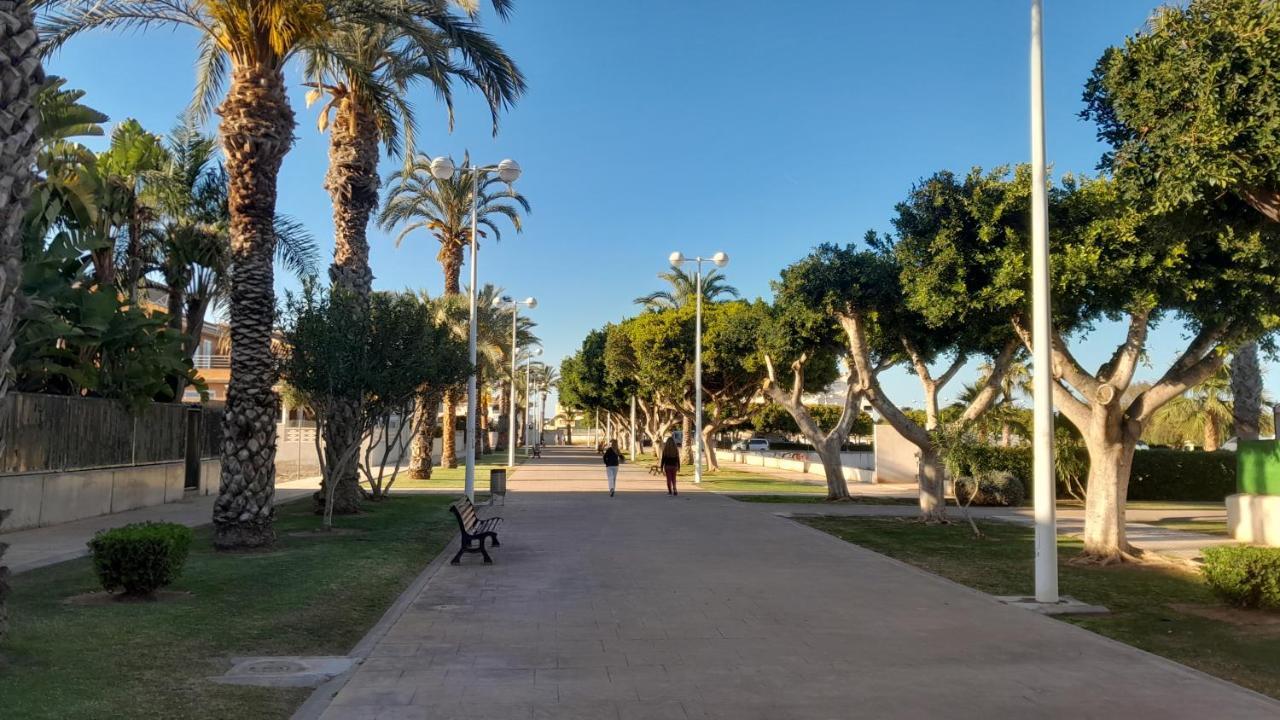 El Faro De Canet كانيت ذي بيرينغير المظهر الخارجي الصورة